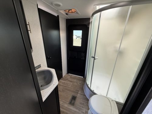 Rv Repair And Maintenance Service In Tulsa Switzer And Son 4 6 2026 017