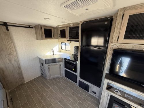 Rv-repair-and-maintenance-service-in-tulsa-switzer-and-son-1-19-2026-52