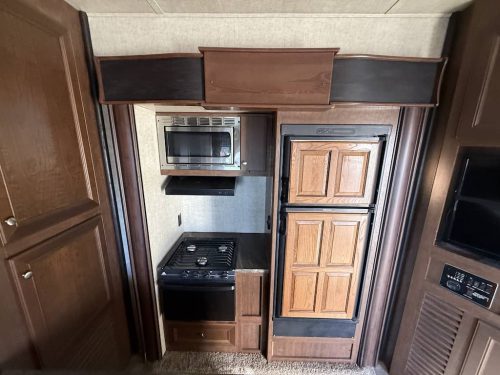 Rv-repair-and-maintenance-service-in-tulsa-switzer-and-son-1-19-2026-73