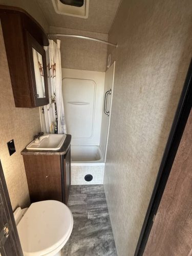 Rv-repair-and-maintenance-service-in-tulsa-switzer-and-son-1-19-2026-77