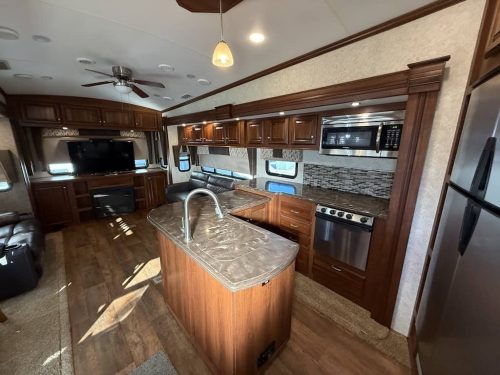 Rv-repair-and-maintenance-service-in-tulsa-switzer-and-son-1-19-2026-87