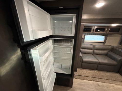 Rv-repair-and-maintenance-service-in-tulsa-switzer-and-son-11-10-2025-25