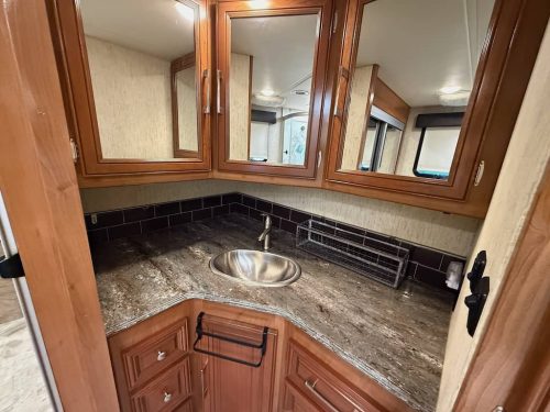 Rv-repair-and-maintenance-service-in-tulsa-switzer-and-son-11-24-2025-34