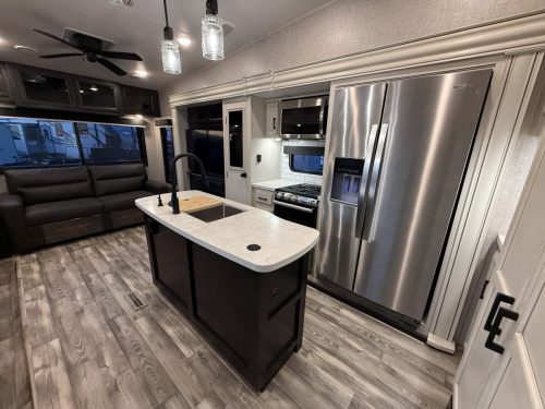 Rv-repair-and-maintenance-service-in-tulsa-switzer-and-son-12-8-2025-34