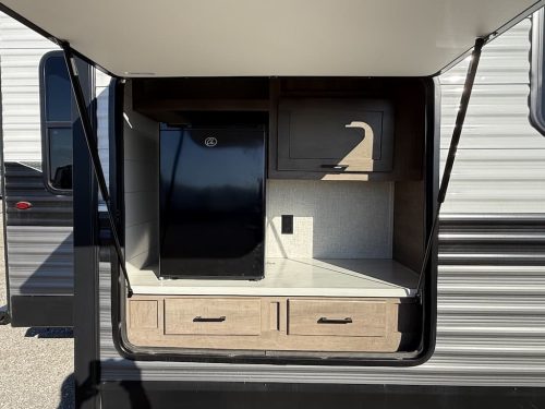 Rv-repair-and-maintenance-service-in-tulsa-switzer-and-son-2-2-2026-00126