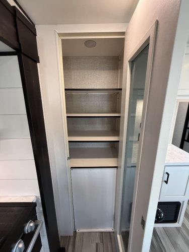 Rv-repair-and-maintenance-service-in-tulsa-switzer-and-son-2-2-2026-00137