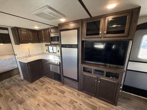 Rv-repair-and-maintenance-service-in-tulsa-switzer-and-son-2-2-2026-0014