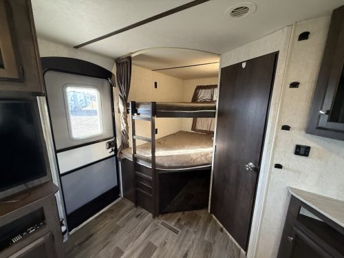 Rv-repair-and-maintenance-service-in-tulsa-switzer-and-son-2-2-2026-0015