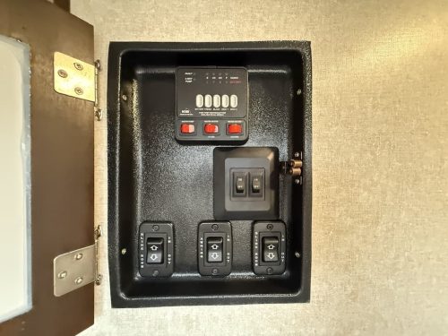 Rv-repair-and-maintenance-service-in-tulsa-switzer-and-son-2-9-2026-006