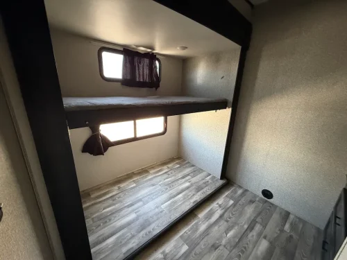 Rv-repair-and-maintenance-service-in-tulsa-switzer-and-son-3-16-2026-0018