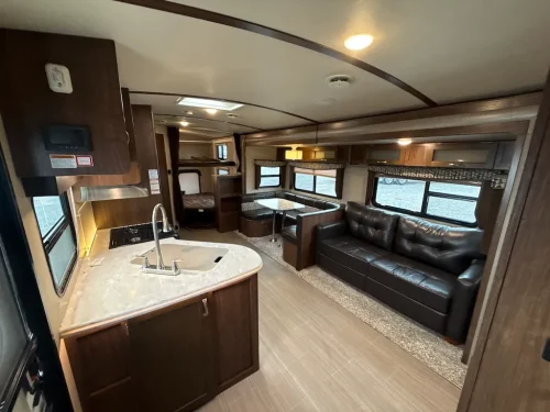 Rv-repair-and-maintenance-service-in-tulsa-switzer-and-son-3-2-2026-0013