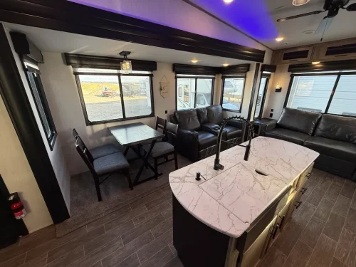 Rv-repair-and-maintenance-service-in-tulsa-switzer-and-son-3-2-2026-0032