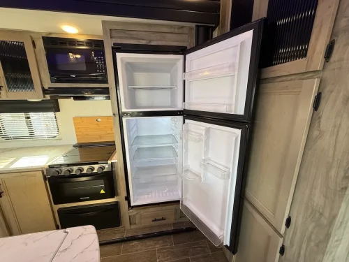 Rv-repair-and-maintenance-service-in-tulsa-switzer-and-son-3-2-2026-0037