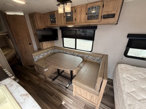 Rv-repair-and-maintenance-service-in-tulsa-switzer-and-son-3-23-2026-0010