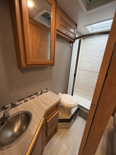 Rv-repair-and-maintenance-service-in-tulsa-switzer-and-son-4-27-2026-20