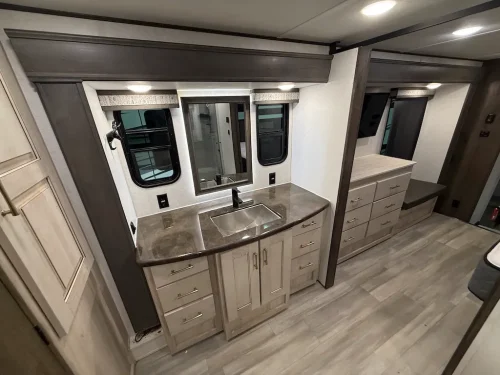 Rv-repair-and-maintenance-service-in-tulsa-switzer-and-son-5-11-2026-006