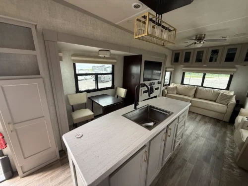 Rv-repair-and-maintenance-service-in-tulsa-switzer-and-son-6-1-2026-13