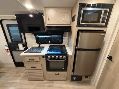 Rv-repair-and-maintenance-service-in-tulsa-switzer-and-son-6-15-2026-0036