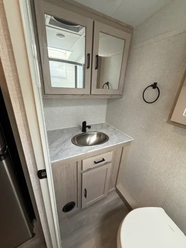 Rv-repair-and-maintenance-service-in-tulsa-switzer-and-son-6-15-2026-0037