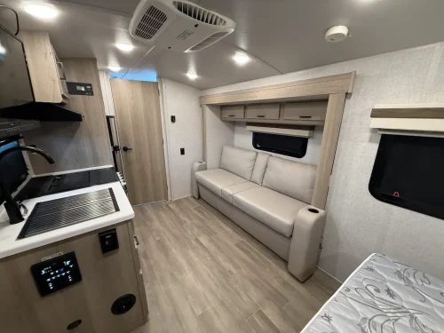 Rv-repair-and-maintenance-service-in-tulsa-switzer-and-son-6-22-2026-0031