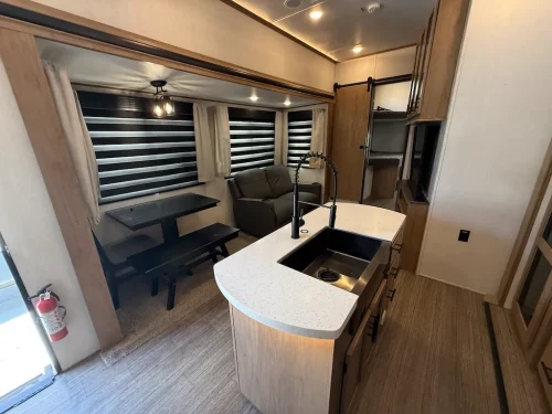 Rv-repair-and-maintenance-service-in-tulsa-switzer-and-son-6-22-2026-007