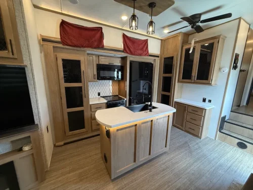 Rv-repair-and-maintenance-service-in-tulsa-switzer-and-son-6-22-2026-009