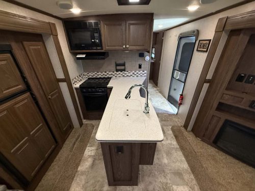 Rv-repair-and-maintenance-service-in-tulsa-switzer-and-son-6-29-2026-015