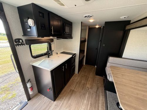 Rv-repair-and-maintenance-service-in-tulsa-switzer-and-son-6-29-2026-037