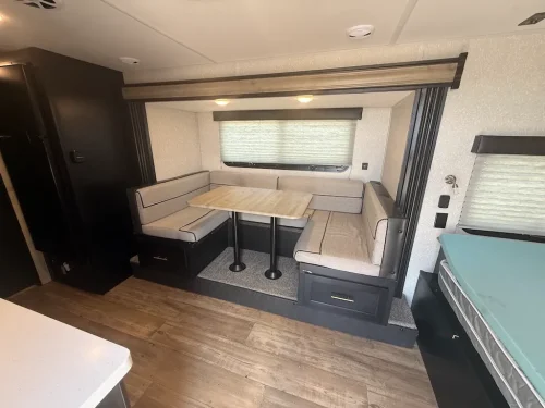 Rv-repair-and-maintenance-service-in-tulsa-switzer-and-son-6-8-2026-0037