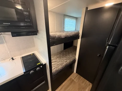 Rv-repair-and-maintenance-service-in-tulsa-switzer-and-son-6-8-2026-0043