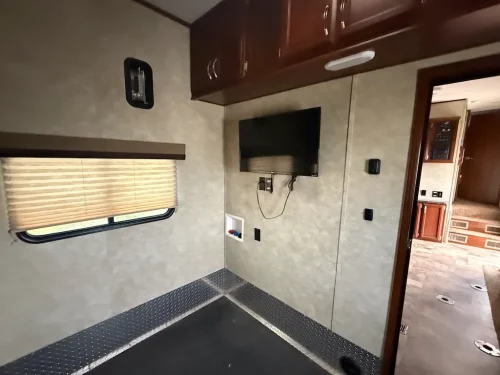 Rv-repair-and-maintenance-service-in-tulsa-switzer-and-son-8-17-2026-0030