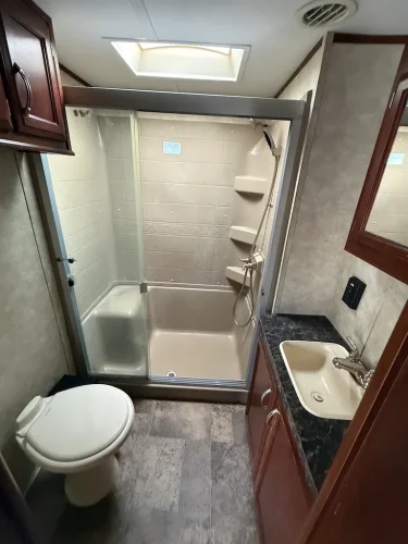 Rv-repair-and-maintenance-service-in-tulsa-switzer-and-son-8-17-2026-0033
