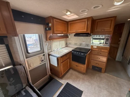 Rv-repair-and-maintenance-service-in-tulsa-switzer-and-son-8-24-2026-0012
