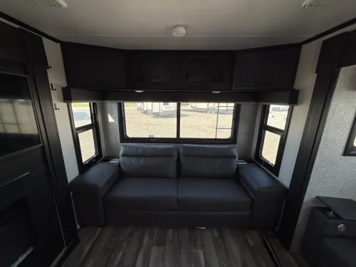 Rv-repair-and-maintenance-service-in-tulsa-switzer-and-son-9-14-2026-0015