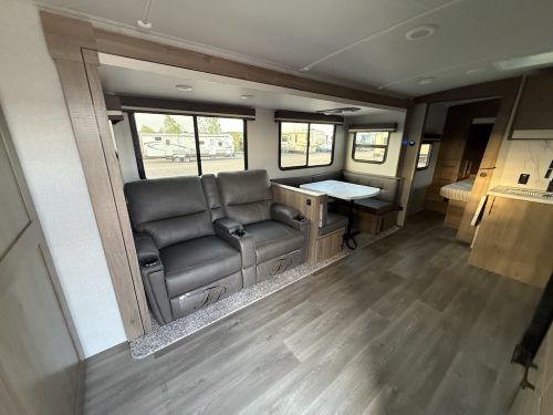 Rv-repair-and-maintenance-service-in-tulsa-switzer-and-son-9-21-2026-0039