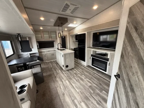 Rv-repair-service-tulsa-ok-switzer-and-son-10-5-2026-005
